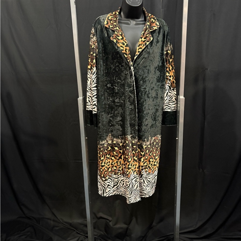 Lily Black and Animal Print Velvet Cardigan - Picture 2 of 5